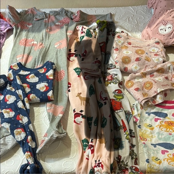 Nike and More Bundle 18 month Girl. Rompers onesies and more - Picture 14 of 16